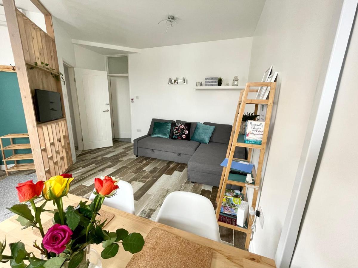The Corner House - Modern Chesterfield Town Centre Apartments Εξωτερικό φωτογραφία