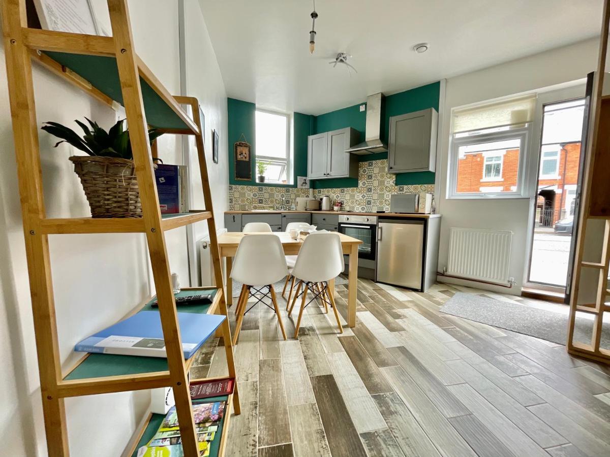 The Corner House - Modern Chesterfield Town Centre Apartments Εξωτερικό φωτογραφία