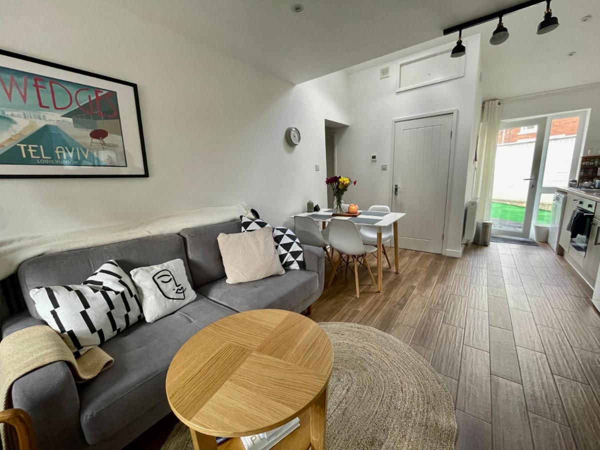 The Corner House - Modern Chesterfield Town Centre Apartments Εξωτερικό φωτογραφία